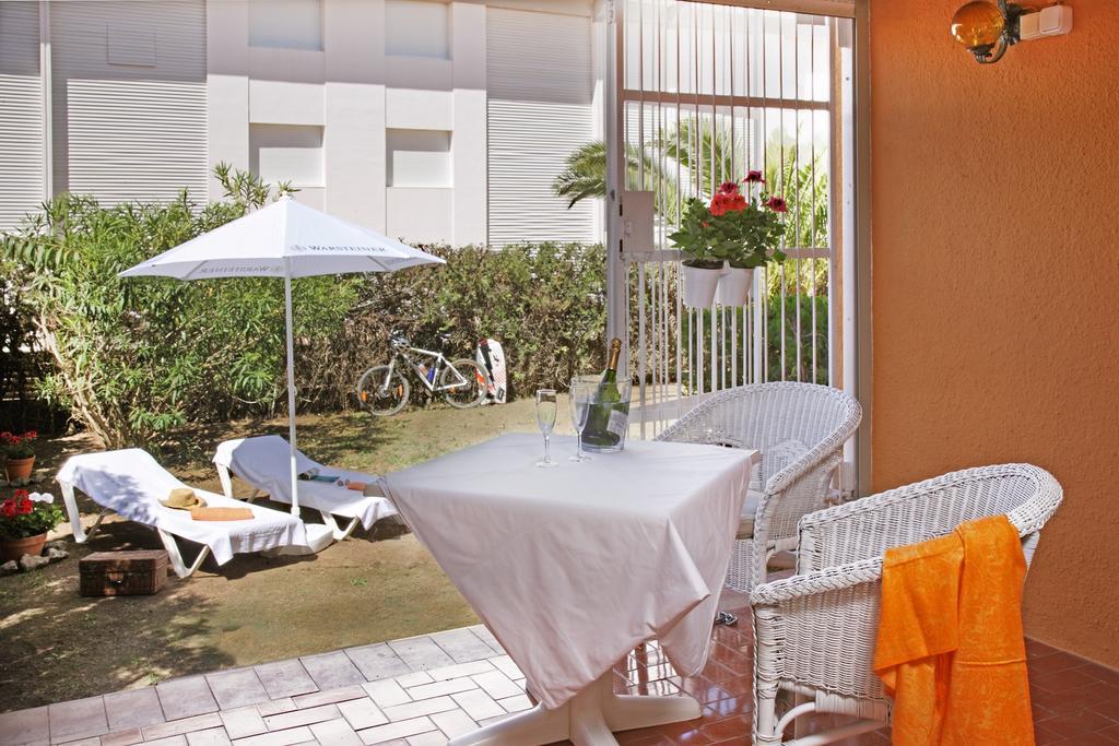 Casa Adosada En Platja De Pals By Apartaments Golf Eksteriør bilde